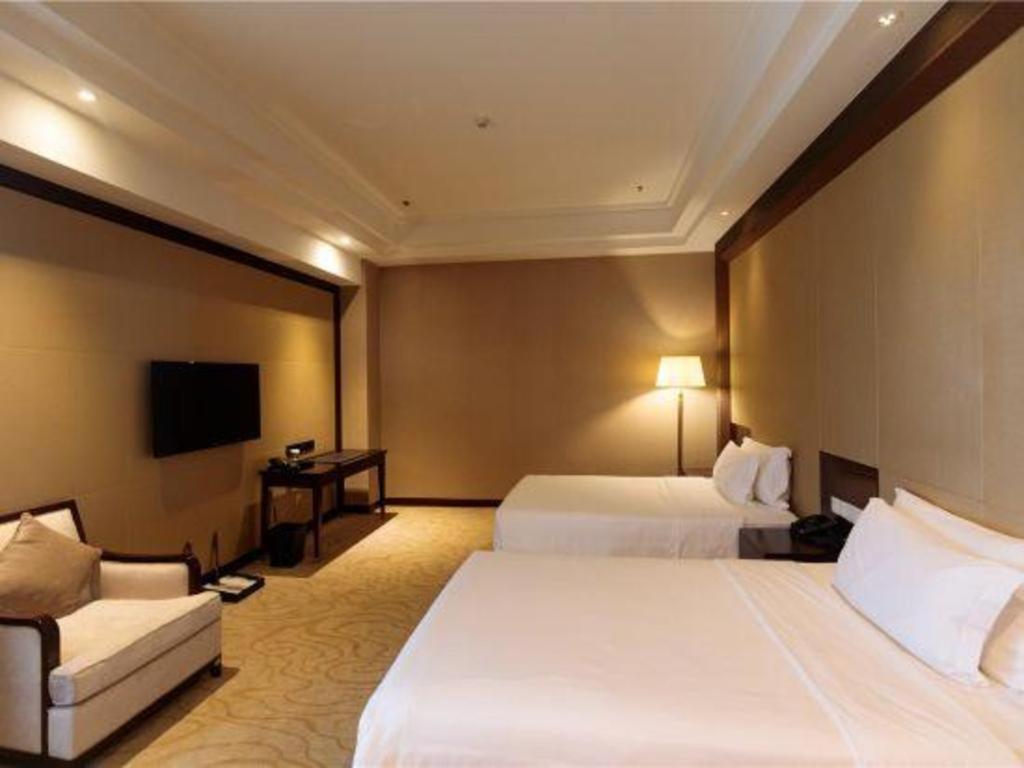Linyi Blue Horizon International Hotel Yi He מראה חיצוני תמונה
