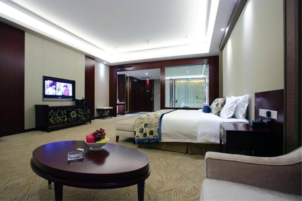Linyi Blue Horizon International Hotel Yi He מראה חיצוני תמונה
