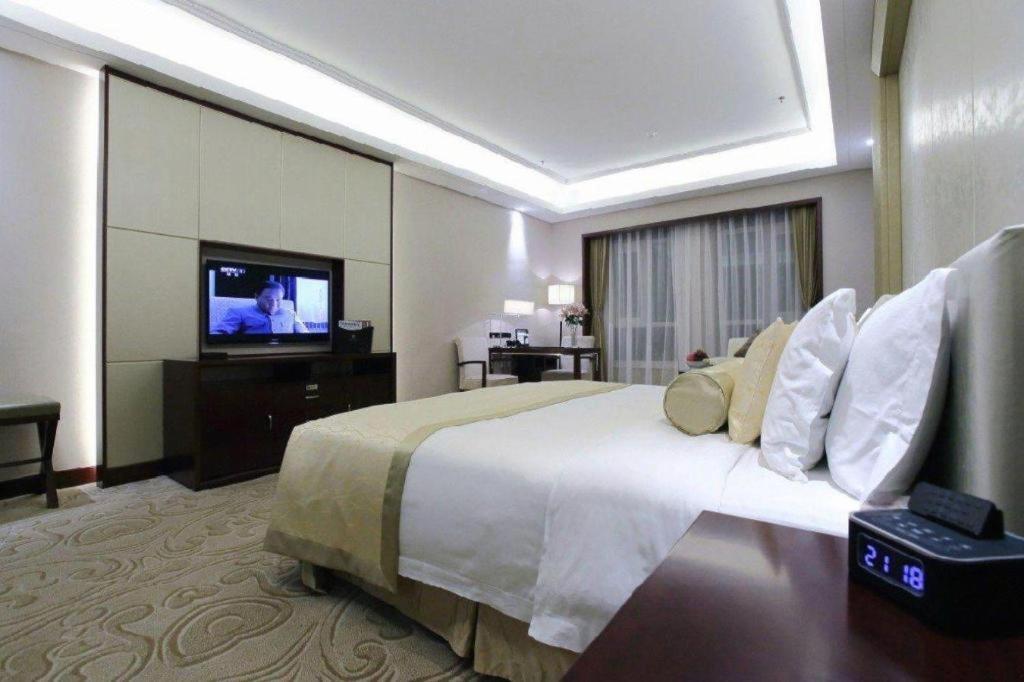 Linyi Blue Horizon International Hotel Yi He מראה חיצוני תמונה