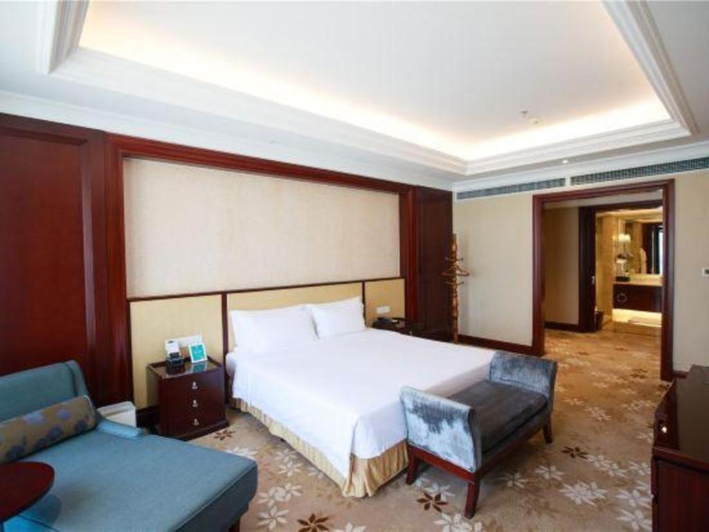 Linyi Blue Horizon International Hotel Yi He מראה חיצוני תמונה