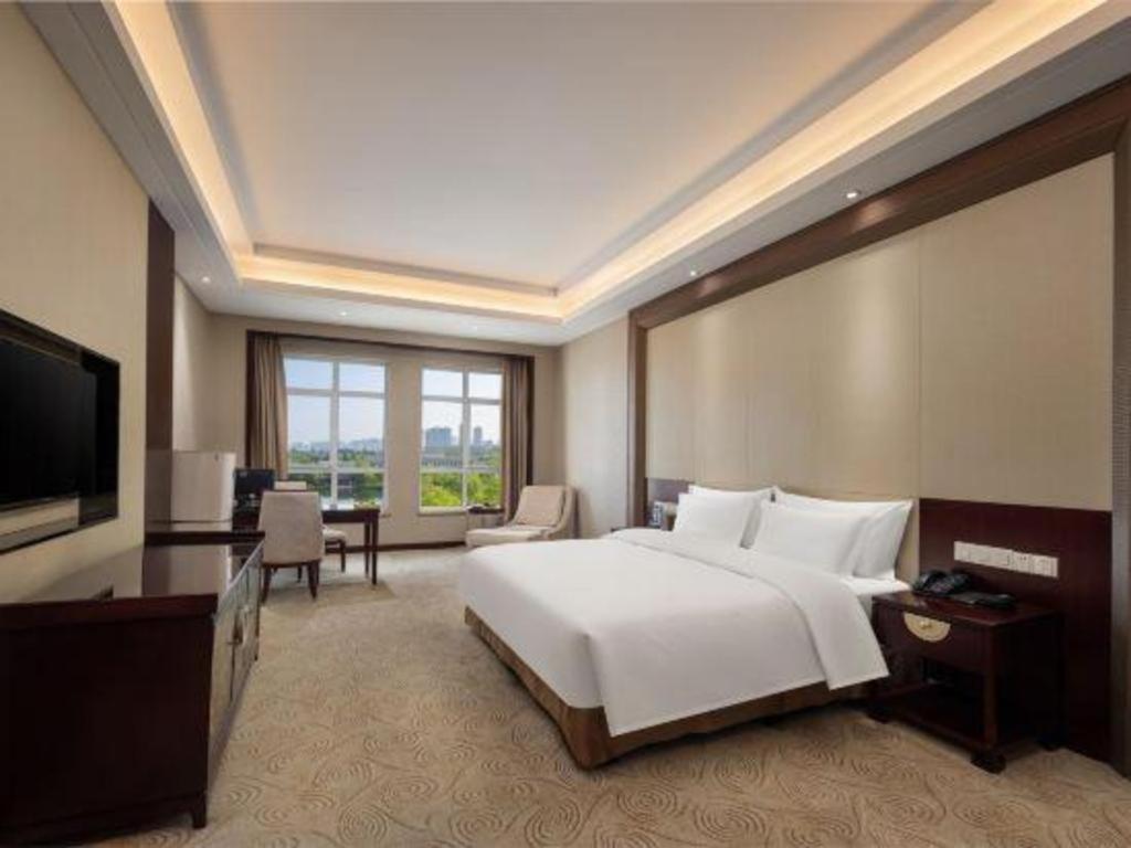Linyi Blue Horizon International Hotel Yi He מראה חיצוני תמונה