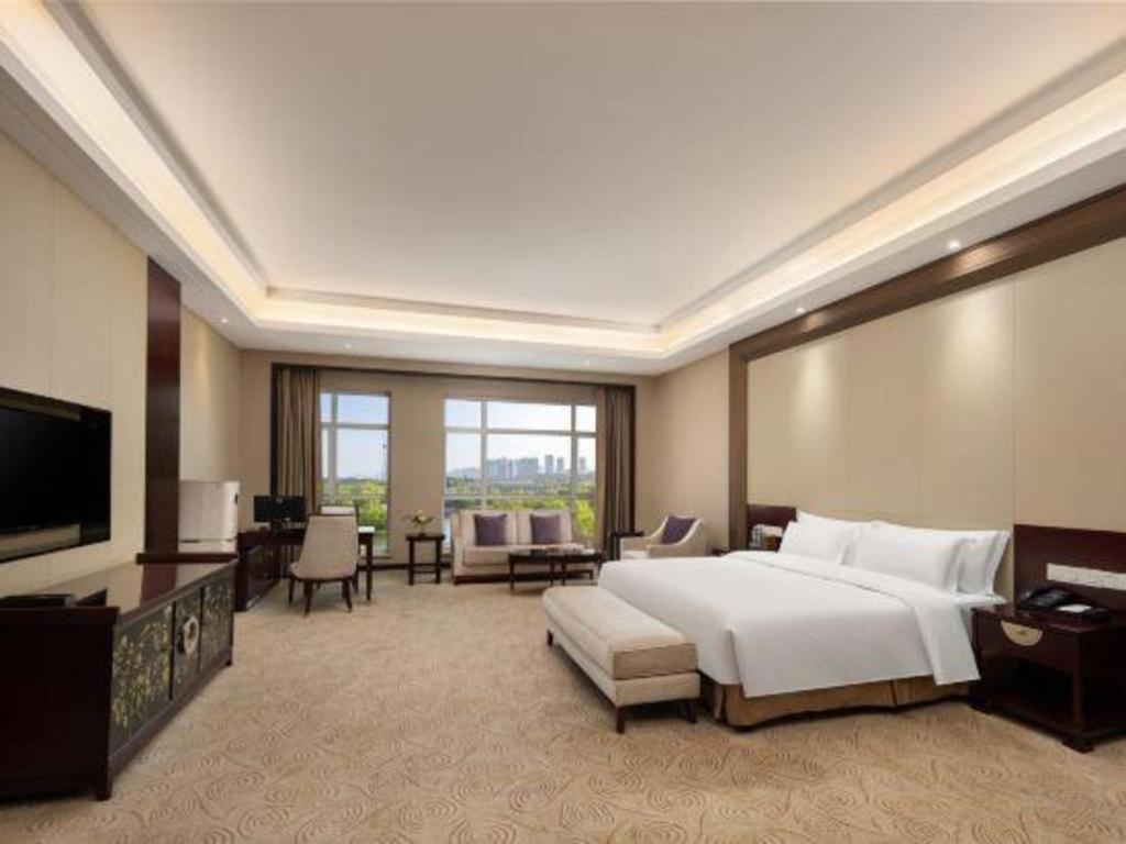 Linyi Blue Horizon International Hotel Yi He מראה חיצוני תמונה