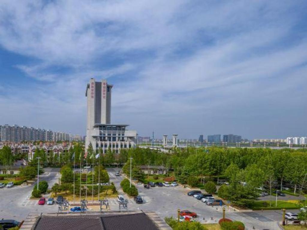 Linyi Blue Horizon International Hotel Yi He מראה חיצוני תמונה