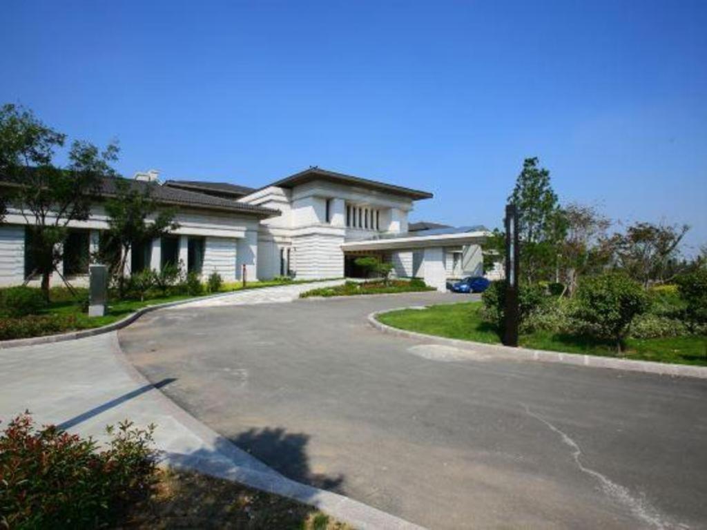 Linyi Blue Horizon International Hotel Yi He מראה חיצוני תמונה